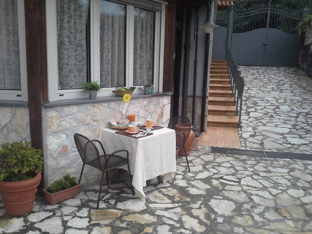 Giardini Di Capodimonte Apartment Naples Exterior photo